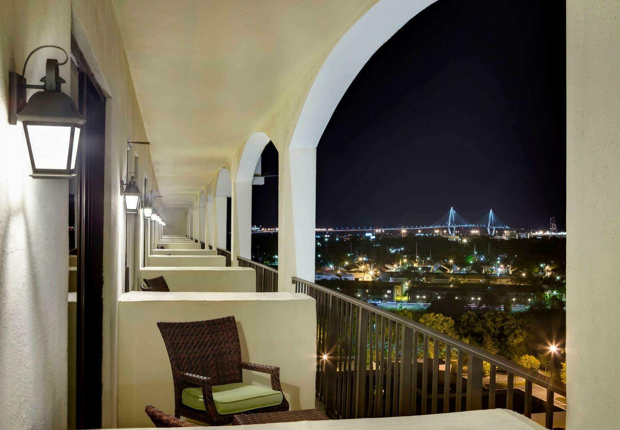 Отель Charleston Marriott Экстерьер фото